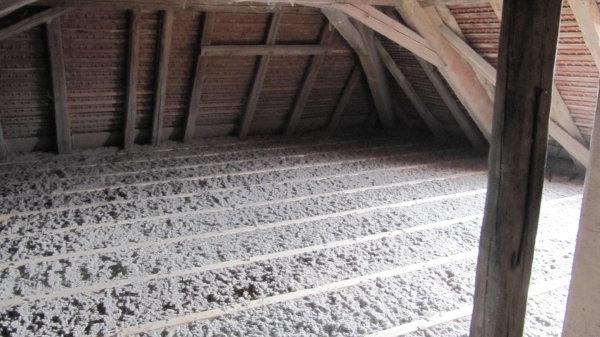 Unifloc Fußbodenschüttung aus Zellulosefasern 14 kg Sack