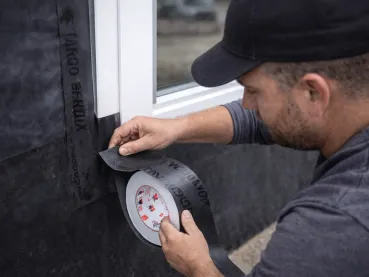 Targo Bendix UV 60 mm roll 25 m Black high-performance adhesive tape for gap formwork