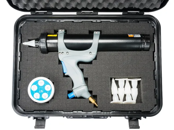 Aerofixx + Aeroboxx - Application gun for AEROSANA system foil cartridges – with transport case